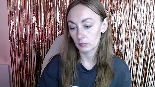 Snapshot of LiaSeass_ chatting on 07-13-26, 12:19 LiaSeass online show from 07-13-26, 12:19
