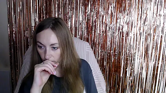 Snapshot of LiaSeass_ chatting on 07-14-26, 12:44 LiaSeass online show from 07-14-26, 12:44