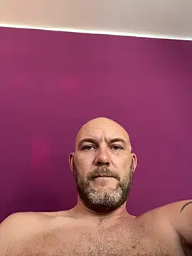 Snapshot of Pe4ka69 chatting on 02-06-26, 02:42 Pe4ka69 online show from 02-06-26, 02:42