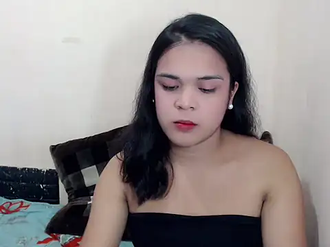 stripyapril online show from 12-15-25, 12:09