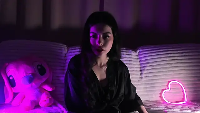 LisaColee online show from 06-07-26, 10:35