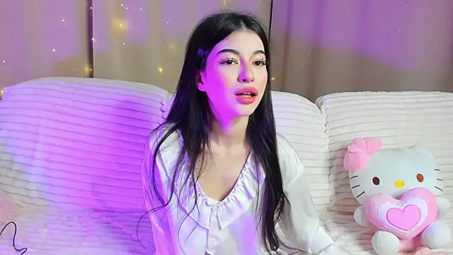 LisaColee online show from 06-16-26, 06:21