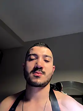 carloos593 online show from 12-18-25, 05:08