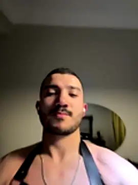 carloos593 online show from 12-20-25, 07:54