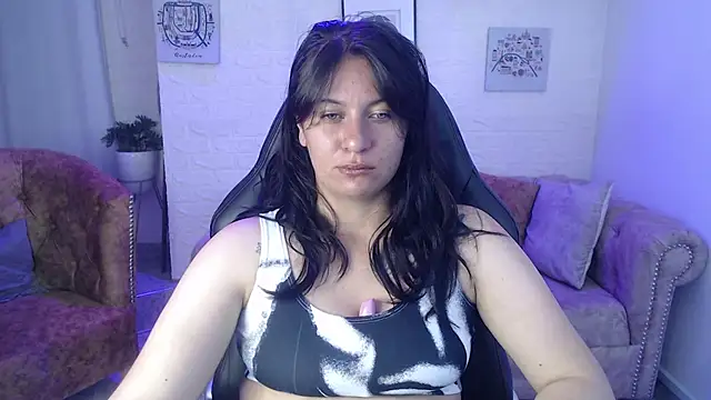 Snapshot of amanda_rousee chatting on 06-09-26, 03:29 amanda rousee online show from 06-09-26, 03:29