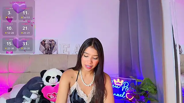 Snapshot of Ana_herrera chatting on 06-26-26, 11:25 Ana herrera online show from 06-26-26, 11:25