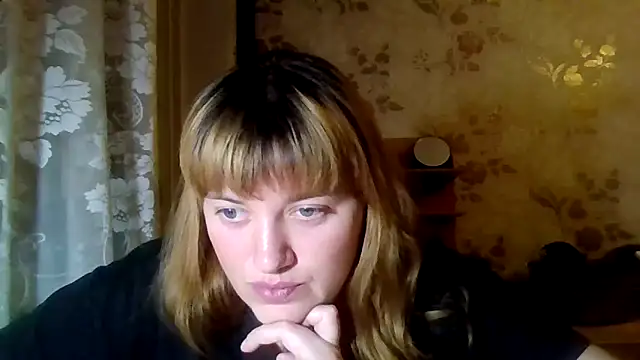 swett girll online show from 12-13-25, 07:53