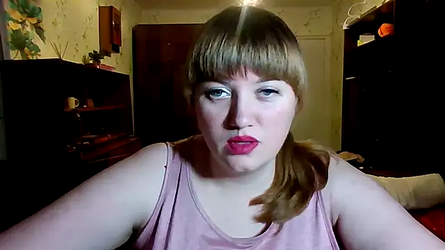 Snapshot of swett_girll chatting on 01-13-26, 07:41 swett girll online show from 01-13-26, 07:41