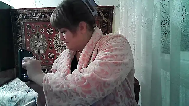 swett girll online show from 04-16-26, 06:19