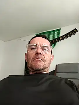 Snapshot of Maxhot3108 chatting on 03-03-26, 07:09 Maxhot3108 online show from 03-03-26, 07:09