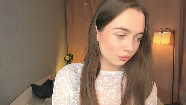 YvonneRobes online show from 04-03-26, 08:07