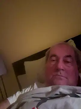 Snapshot of csikar chatting on 01-09-26, 10:11 csikar online show from 01-09-26, 10:11