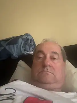 Snapshot of csikar chatting on 06-14-26, 05:09 csikar online show from 06-14-26, 05:09