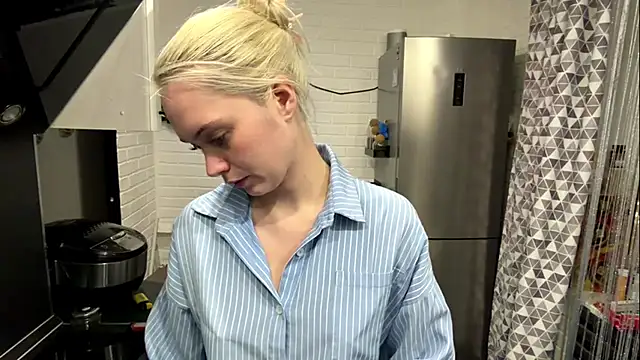 DenitaDonivan online show from 01-13-26, 06:02