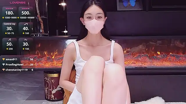 Snapshot of Anan-077 chatting on 06-20-26, 04:43 Anan-077 online show from 06-20-26, 04:43