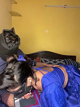 HOT-CUPAL22 online show from 12-15-25, 04:39