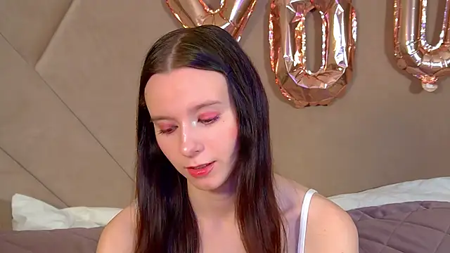 ArinaKubrick online show from 02-27-26, 04:18