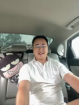 Snapshot of battman4488 chatting on 03-07-26, 03:58 battman4488 online show from 03-07-26, 03:58