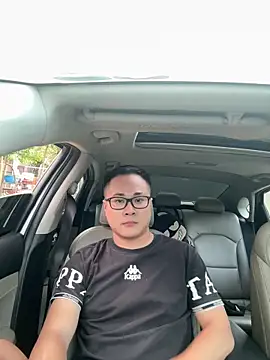 Snapshot of battman4488 chatting on 03-19-26, 09:46 battman4488 online show from 03-19-26, 09:46