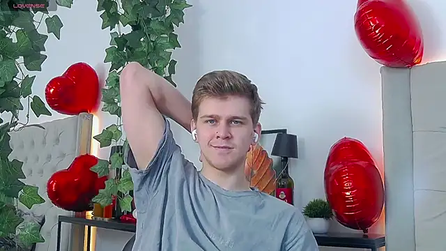 Snapshot of NickJohnas chatting on 02-20-26, 04:09 NickJohnas online show from 02-20-26, 04:09