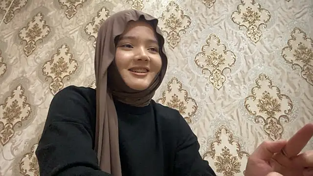 Snapshot of Katepleaurxo chatting on 12-16-25, 11:48 Katepleaurxo online show from 12-16-25, 11:48