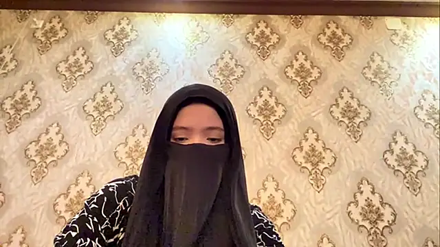 Katepleaurxo online show from 04-01-26, 06:14