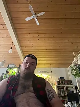 YoursxTruly online show from 03-11-26, 10:54