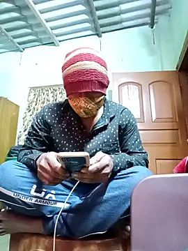 Snapshot of Nick_universal chatting on 01-07-26, 01:41 Nick universal online show from 01-07-26, 01:41