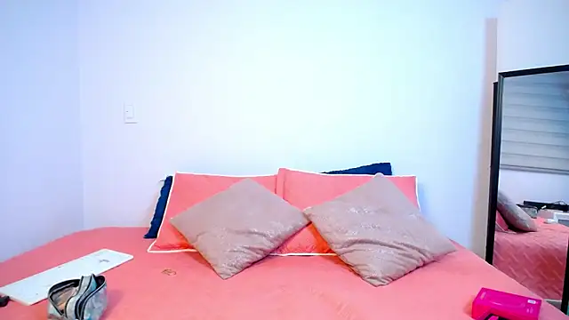 Parislennon online show from 01-17-26, 12:59