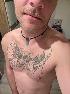 Manu1983el01 online show from 02-12-26, 06:25