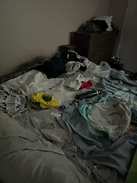 Snapshot of JimEclipse chatting on 03-03-26, 02:18 JimEclipse online show from 03-03-26, 02:18