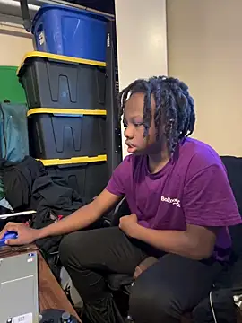 Snapshot of YourLittleBoyfriend chatting on 03-01-26, 03:03 YourLittleBoyfriend online show from 03-01-26, 03:03