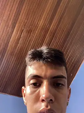 Snapshot of Juan_Gomezz26 chatting on 02-12-26, 08:26 Juan Gomezz26 online show from 02-12-26, 08:26