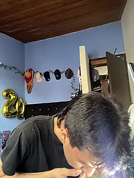 Snapshot of Juan_Gomezz26 chatting on 03-05-26, 09:44 Juan Gomezz26 online show from 03-05-26, 09:44