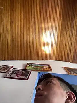 Snapshot of Juan_Gomezz26 chatting on 03-16-26, 08:35 Juan Gomezz26 online show from 03-16-26, 08:35