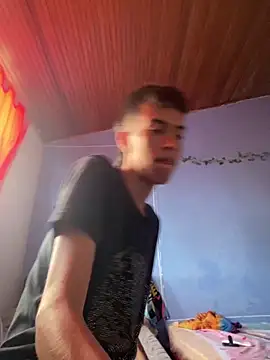 Snapshot of Juan_Gomezz26 chatting on 04-08-26, 09:15 Juan Gomezz26 online show from 04-08-26, 09:15