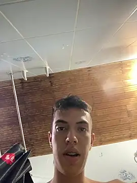 Snapshot of Juan_Gomezz26 chatting on 04-13-26, 09:53 Juan Gomezz26 online show from 04-13-26, 09:53