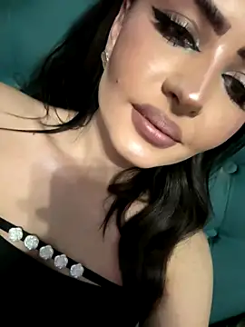 GoldFlow8888 online show from 12-17-25, 05:52