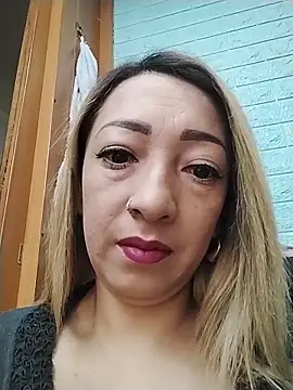 Snapshot of DanaMontana chatting on 02-24-26, 08:29 DanaMontana online show from 02-24-26, 08:29