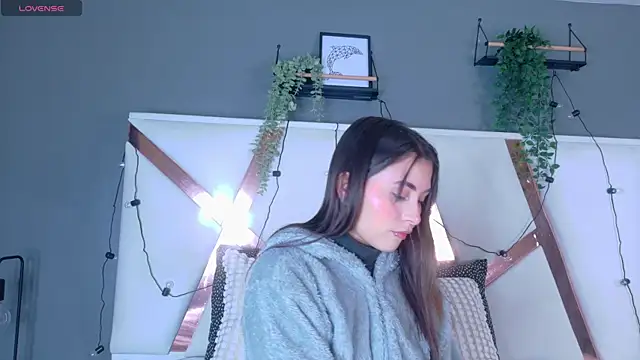 Miia Anderson online show from 02-15-26, 12:25