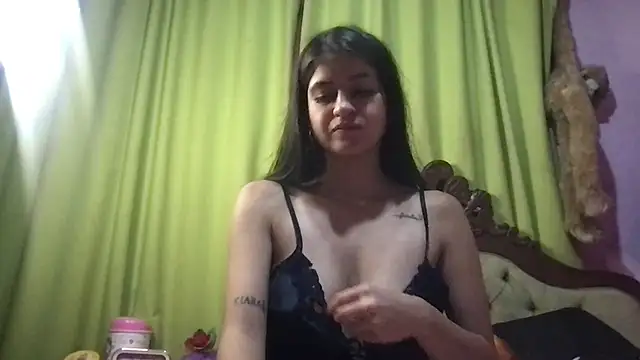 Snapshot of miia_rose_ chatting on 02-07-26, 03:43 miia rose online show from 02-07-26, 03:43