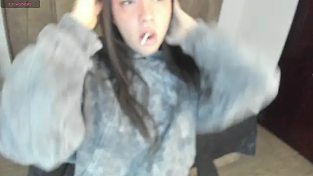 Snapshot of Lanna_rosse chatting on 02-18-26, 05:58 Lanna rosse online show from 02-18-26, 05:58