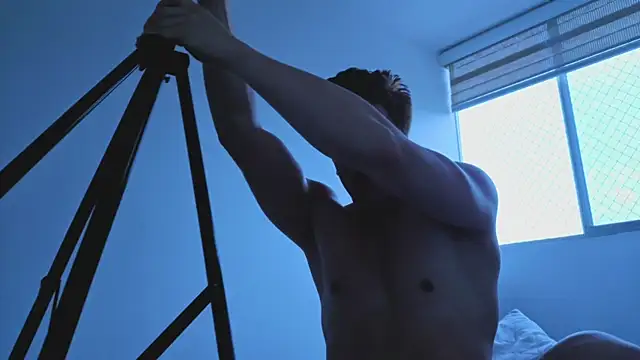 Snapshot of maxxcooper1 chatting on 12-14-25, 09:52 maxxcooper1 online show from 12-14-25, 09:52