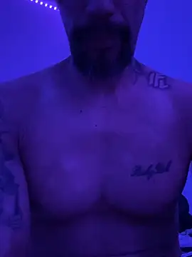 faces818 online show from 04-19-26, 03:39