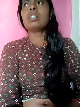 Snapshot of Arti_hot44A chatting on 12-16-25, 08:41 Arti hot44A online show from 12-16-25, 08:41