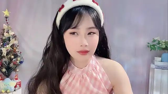 Snapshot of Pinkgirl520 chatting on 12-20-25, 08:54 Pinkgirl520 online show from 12-20-25, 08:54