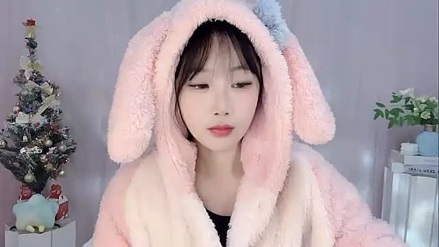 Snapshot of Pinkgirl520 chatting on 02-02-26, 02:10 Pinkgirl520 online show from 02-02-26, 02:10