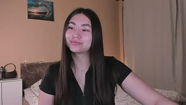 Snapshot of pink_dove chatting on 12-15-25, 10:30 pink dove online show from 12-15-25, 10:30