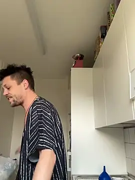 Robbigcum online show from 03-07-26, 07:49