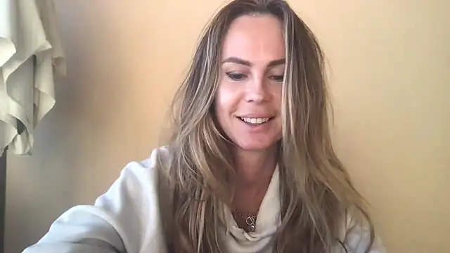 Snapshot of LeMilf chatting on 02-08-26, 03:04 LeMilf online show from 02-08-26, 03:04